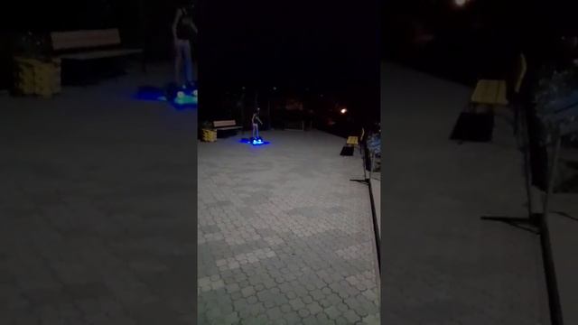 Катаем с папой на гироскутере