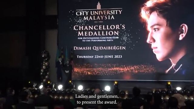 D I M A S H--Chancellor's Medallion Awards 2023--Димаш Кудайберген-[Subtitulos En Español/Português