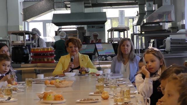 "КЛАССНЫЙ" завтрак с директором смотреть онлайн