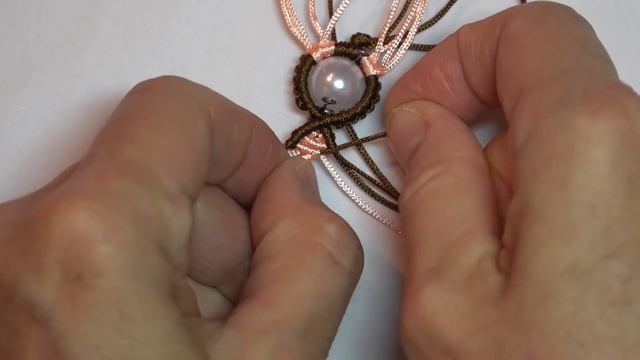 БРЕЛОК МАКРАМЕ КОТЕЙКА смотреть онлайн