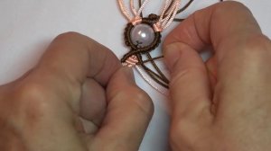 БРЕЛОК МАКРАМЕ КОТЕЙКА