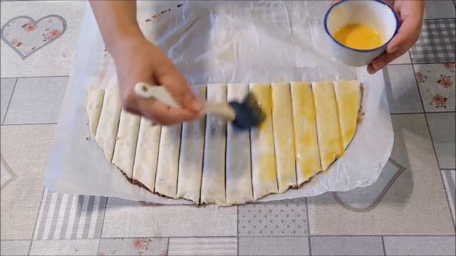 Flûtes Nutella Et Noix/Слойки с Нутеллой и орехами/Nutella Pastry Twists/Rasucite Cu Nutella Si Nuc