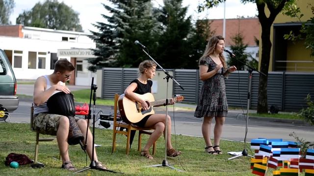 Laura - Laisva смотреть онлайн