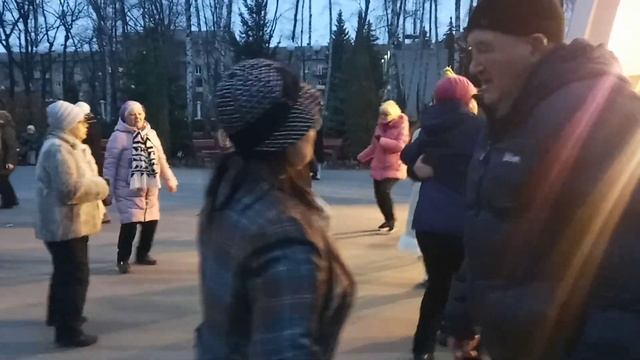 Этот Кара Кара Каракум!!!??Танцы в парке Горького!!!??Харьков??Март 2021