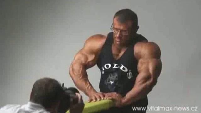 Alexandre Nataf Pro IFBB 2010 "No Pain No Gain" смотреть онлайн