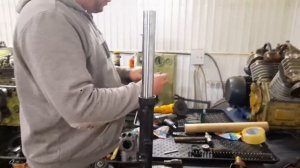 Самостоятельная замена сальников вилки