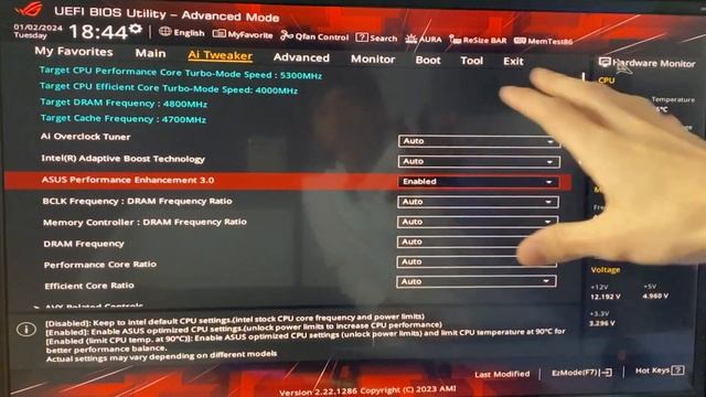 Undervolt your i5 14600K for more FPS and Lower Temperature! смотреть онлайн