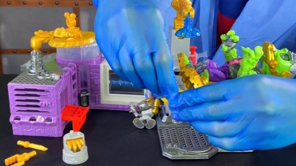 NEW TREASURE X MONSTER GOLD MEGA MONSTER LAB Toy Unboxing | Bring Your Monster to Life !!!!