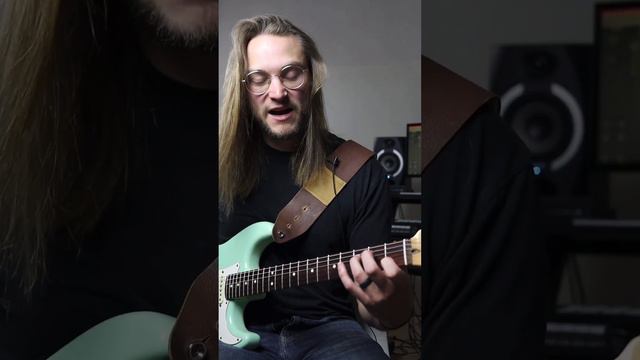 "Pretty C to F Chord Trick! 🎸#shorts" смотреть онлайн