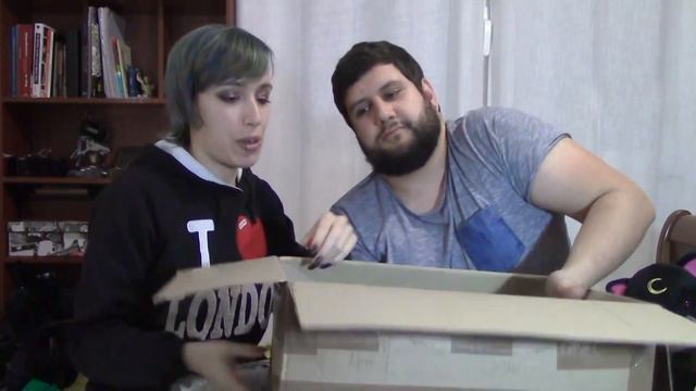 Unboxing the QUEST Elder Scrolls Lootcrate + Killstar + League of Legends Stuff смотреть онлайн
