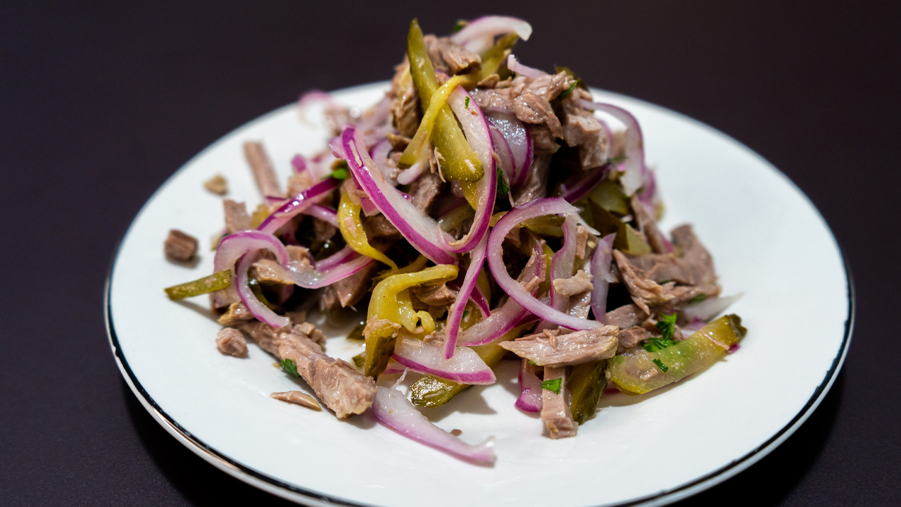 Салат с говядиной из трех ингредиентов | Салат Шахтерский смотреть онлайн