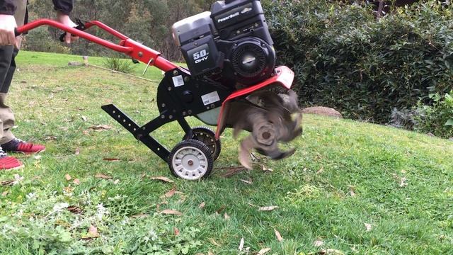 SOLD - MTD Yard Machines 5HP OHV Briggs & Stratton Cultivator Tiller Rotary Hoe смотреть онлайн