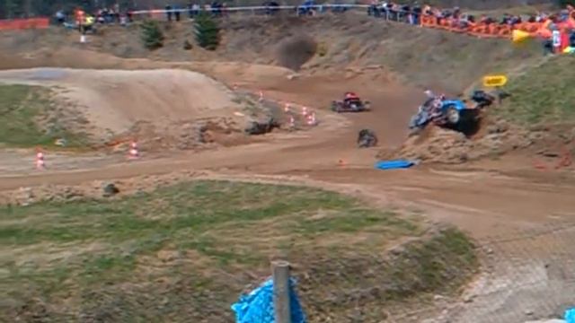 Autocross Höchstädt 2013 Crash Fabian Hantke смотреть онлайн