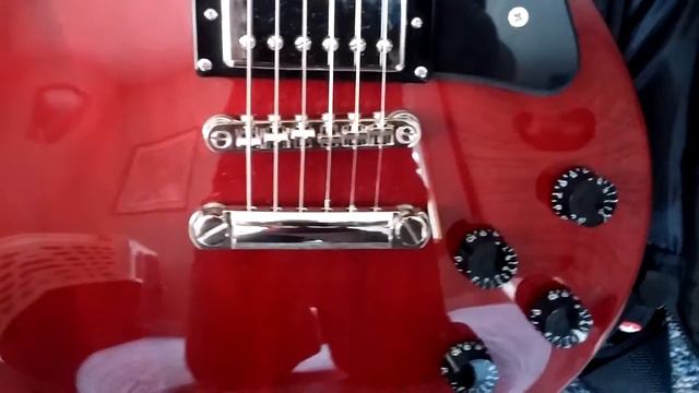 Epiphone Limited edition les paul studio deluxe смотреть онлайн