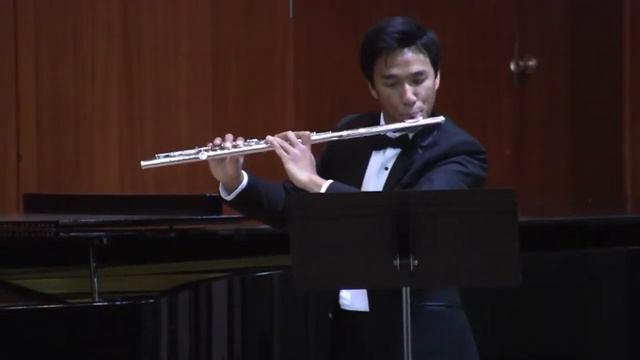 Devienne Flute Concerto No. 7 - II. Adagio смотреть онлайн