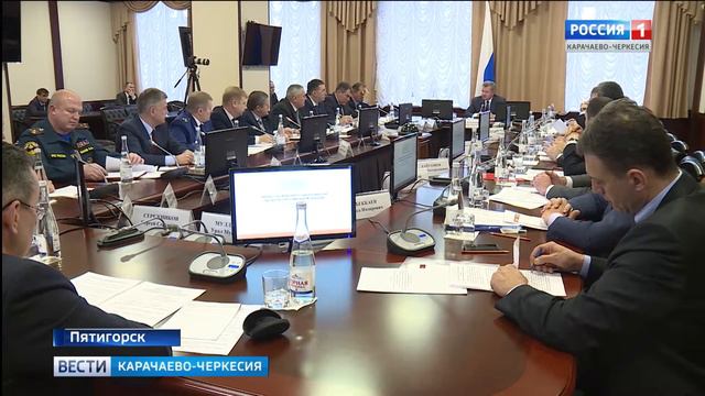 В Пятигорске обсудили готовность горнолыжных курортов Северного Кавказа к зимнему сезону смотреть онлайн