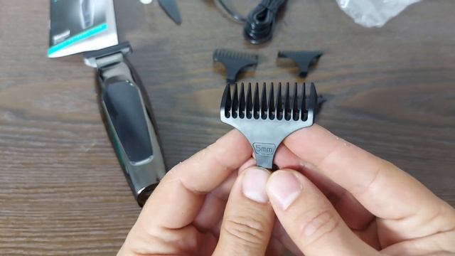 VGR V-070 | ماكينة حلاقة للرجال  Unboxing Professional Hair Trimmer | VGR V-070