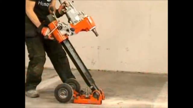Установка стойки Husqvarna DS 70 смотреть онлайн
