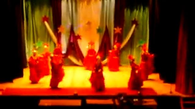 казахский танец.AVI смотреть онлайн