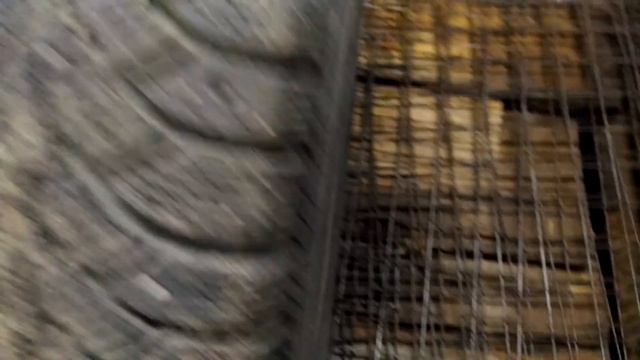 Вторая жизнь зимней резине или как самому за шиповать резину. смотреть онлайн