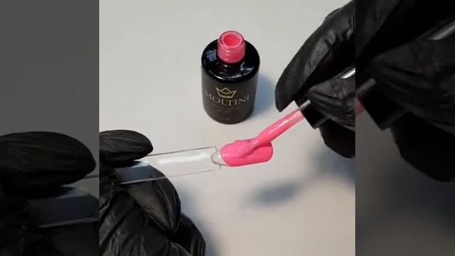 Гель-лак Moltini №141 — ярко-розовый цвет, почти неоновый смотреть онлайн