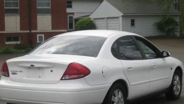 2005 Ford Taurus SEL for sale in FLUSHING, MI смотреть онлайн