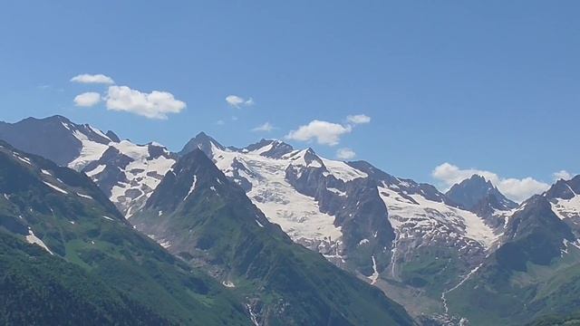 На МОТОЦИКЛЕ к СНЕЖНЫМ ВЕРШИНАМ! смотреть онлайн