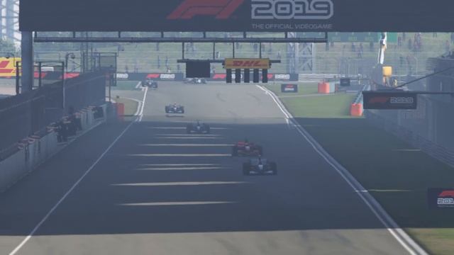 F1 2019 ultrapassagem com Ferrari 2007 смотреть онлайн