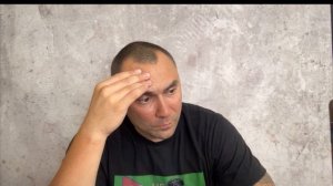 Украинка расплакалась в прямом эфире.