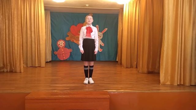 Шайхутдинова Жасмин.Басня "Муха и пчела" С.Михалков смотреть онлайн