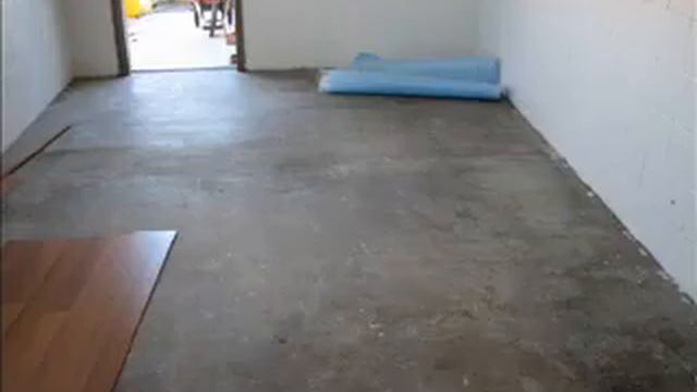 Steve Gibbs of Benicia Ridgway buys dog kennel in Yerington смотреть онлайн