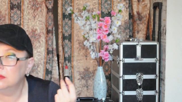 MAC МАТОВЫЕ ПОМАДЫ свотчи смотреть онлайн