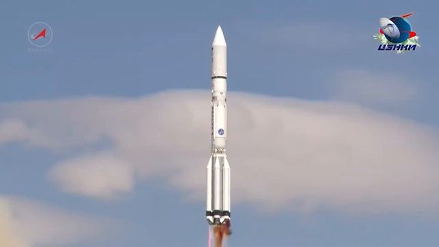 12 апреля | 60 лет первому полету в космос. Юрий Алексеевич Гагарин первый человек в космосе.