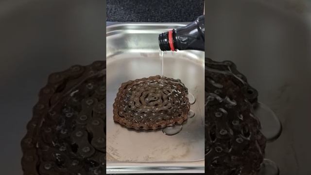 Восстанавливаем старую и очень ржавую цепь от велосипеда смотреть онлайн