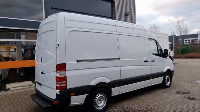 Mercedes Sprinter refregeratorvan Carrier Xarios 350 with standby смотреть онлайн