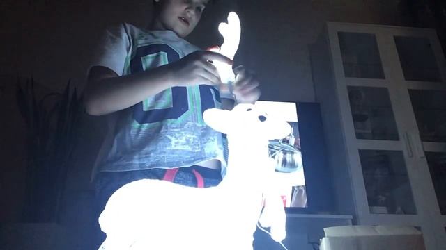 Новогодний олень смотреть онлайн