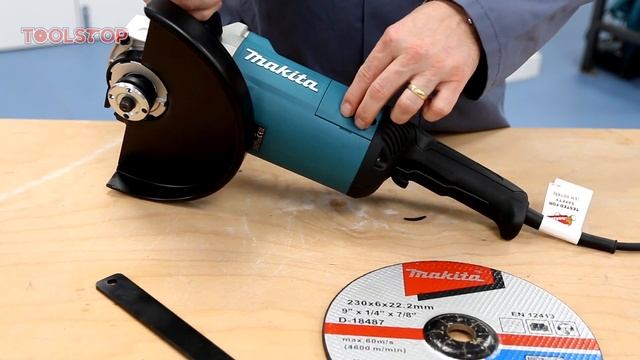 Makita GA9060 Grinder With 2000W Motor - Heavy Duty Grinding! смотреть онлайн