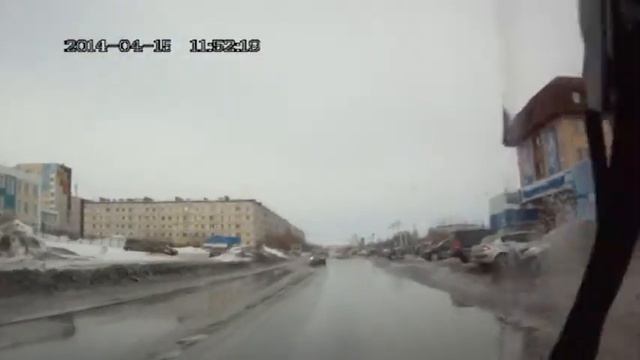 Надым. Спасибо мэру Шегурову за тонущий город! смотреть онлайн