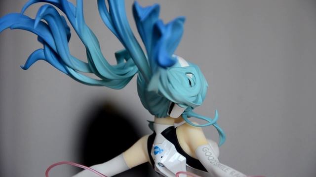 Racing Miku 2014 Figure Unboxing + Review смотреть онлайн