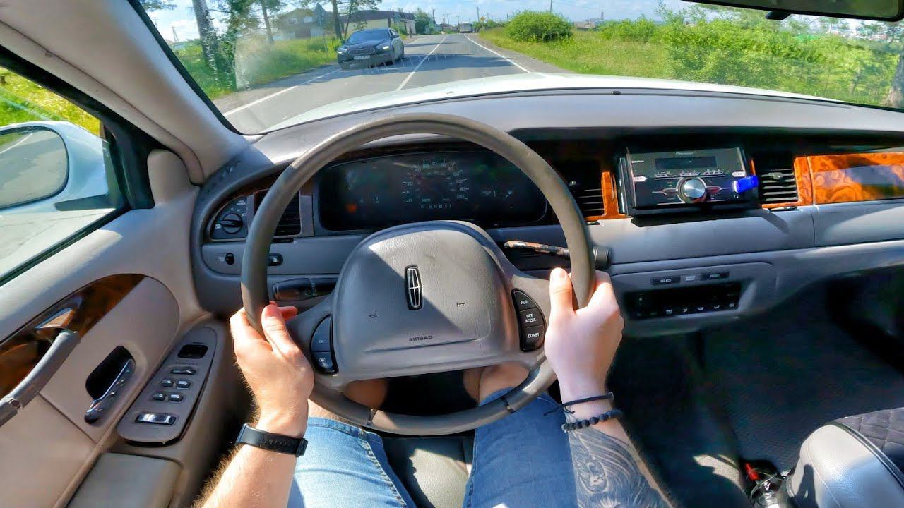 1997 Лимузин Lincoln Town Car 4.6 AT - ТЕСТ-ДРАЙВ ОТ ПЕРВОГО ЛИЦА смотреть онлайн