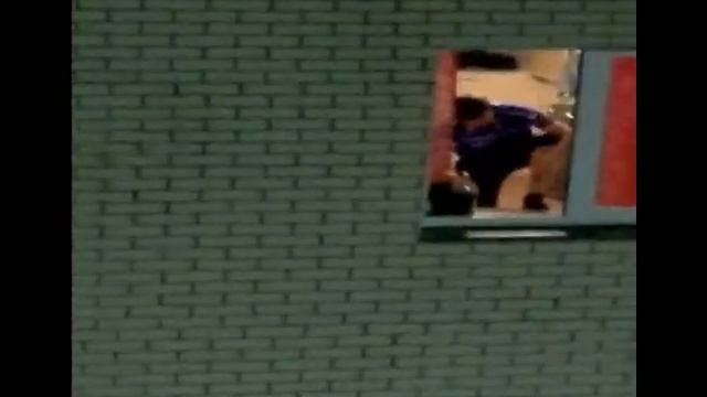 Пацаны учимся брить ноги :D смотреть онлайн