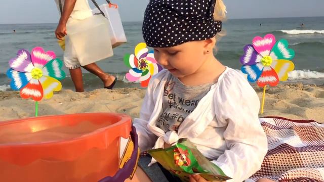 Поиски сокровищ. Часть 2. Treasure hunts. Part 2. Распаковка сюрпризов смотреть онлайн