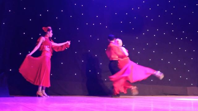 Ах, эти ножки !!! смотреть онлайн