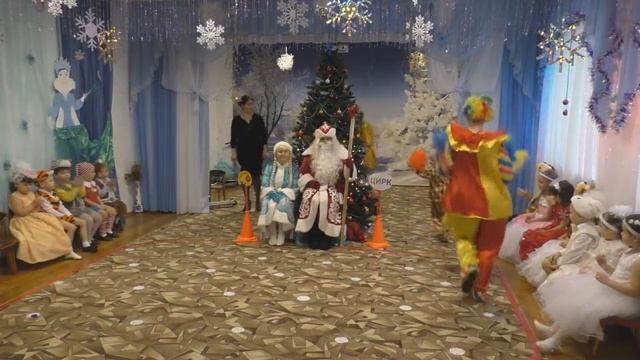 Новогодняя сказка в Детском саду 12 смотреть онлайн