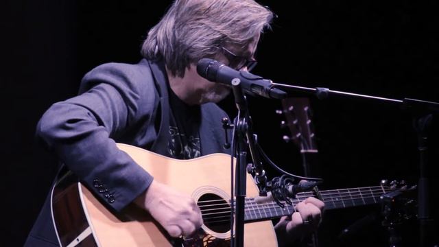Craig Thatcher plays Here Comes The Sun - Live At The Cosmopolitan Music Hall смотреть онлайн