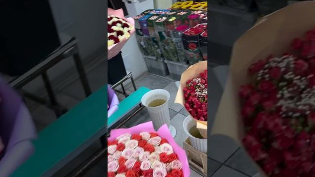 Эквадорские Роза российский розы ароматный Роза пионы для заказа можете написать на WhatsApе смотреть онлайн