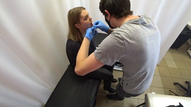 Пирсинг языка  (tongue Piercing )