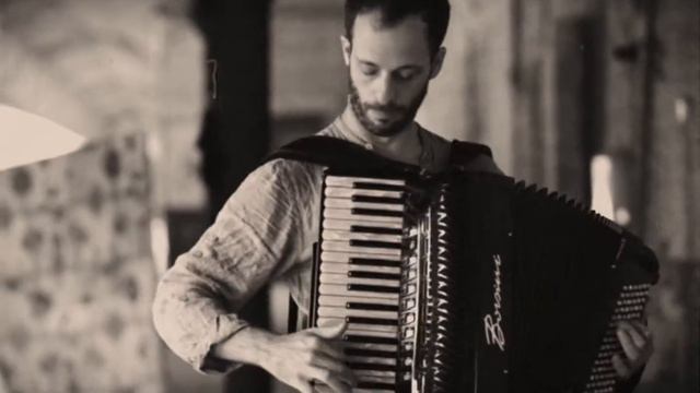 Halva - Budapest Bulgar [OFFICIAL MUSIC VIDEO] смотреть онлайн