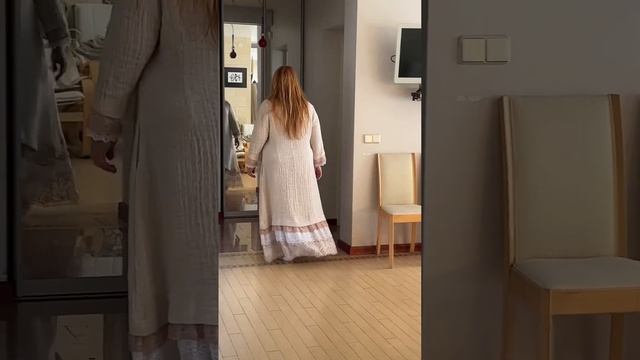 ?В ГОСТЯХ АНГЕЛЯ. КАКОЕ ПЛАТЬЕ ПОДХОДИТ ЛУЧШЕ ВСЕГО? Комментируйте?. Заказать +37069823337 смотреть онлайн