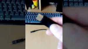 как подключить монитор c выходом VGA  через конвектор HDMI к компьтеру если монитор пишет   что вид